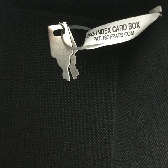 VAULTZ Lockbox with Key 3 x 5 Storage Box NEW - Picture 6 of 8